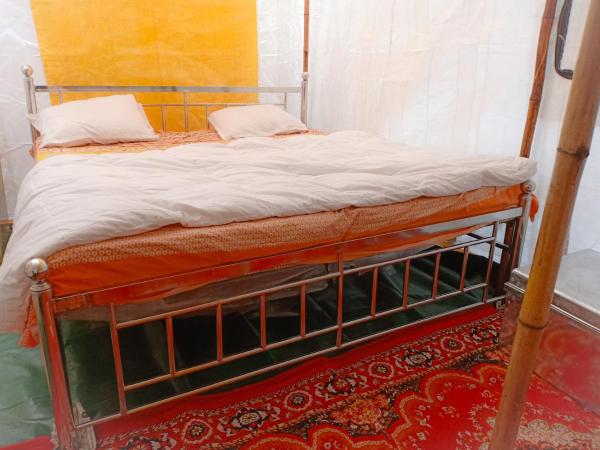 Nature Trail camps & Homestay : photo 7 de la chambre double bed luxury tent