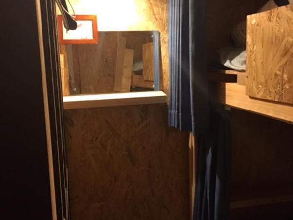 Cloud Sharing Hotel Hakata 1 : photo 4 de la chambre petite chambre lits jumeaux