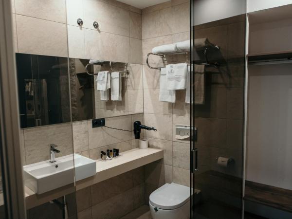 Via Aetcal Hotel & Wellness : photo 8 de la chambre chambre double premium