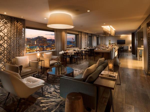 PARKROYAL Darling Harbour, Sydney : photo 7 de la chambre suite avec accès au salon club 