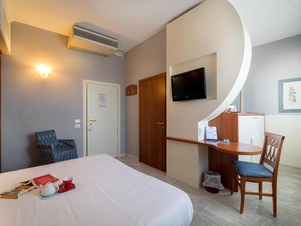 Hotel Maggiore : photo 5 de la chambre chambre triple