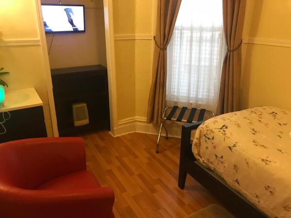 Luz Hotel : photo 3 de la chambre chambre simple avec salle de bains commune