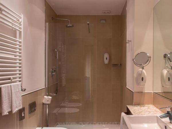 Smy Bologna Centrale : photo 5 de la chambre chambre double standard