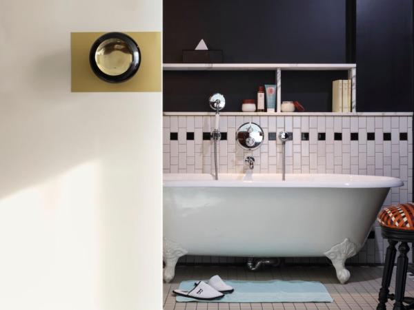 Hotel Les Bains Paris : photo 2 de la chambre suite avec balcon