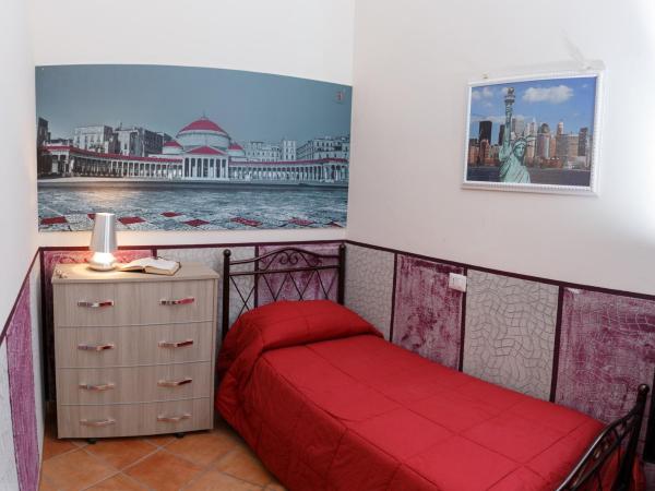 Hotel Residence Confalone : photo 9 de la chambre chambre familiale