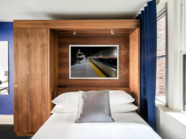 Found Hotel Boston Common : photo 3 de la chambre chambre avec 2 grands lits queen-size