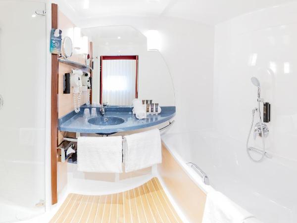 Novotel Suites Genève Aéroport : photo 2 de la chambre suite supérieure