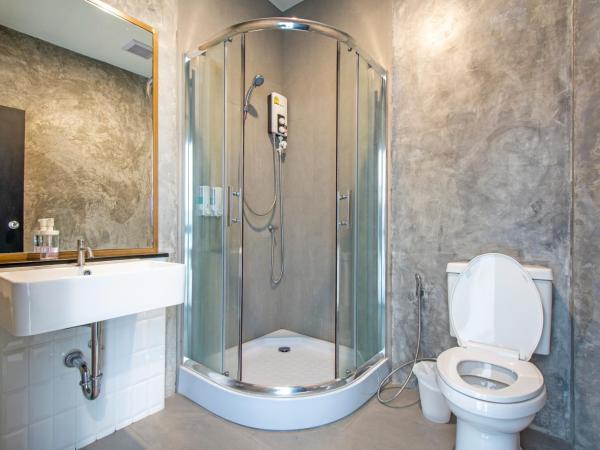 Lost Inn BKK : photo 5 de la chambre chambre standard lit queen-size