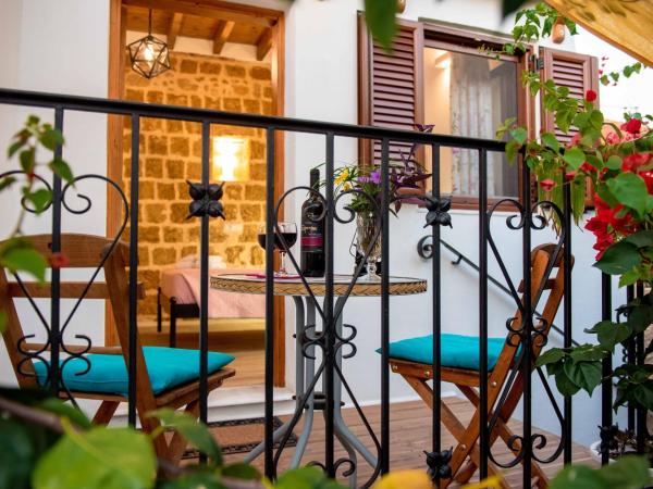 Medieval Inn : photo 2 de la chambre chambre double deluxe avec balcon