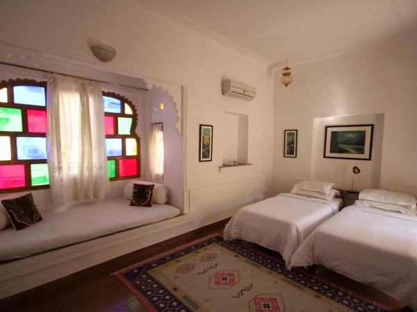 Kankarwa Haveli : photo 4 de la chambre chambre - vue partielle sur lac 