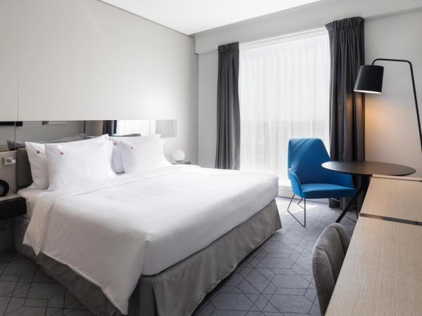 Studio M Arabian Plaza Hotel & Hotel Apartments : photo 4 de la chambre appartement 2 chambres urbain - service de navette gratuit vers plage d'al mamzar et centre-ville de deira