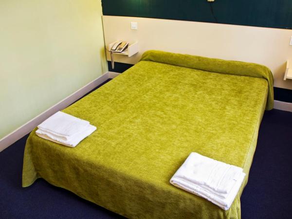 Hôtel Croix des Nordistes : photo 3 de la chambre chambre double