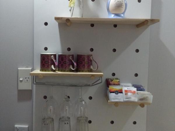 Colonial Lodge Motel : photo 7 de la chambre chambre lits jumeaux Économique