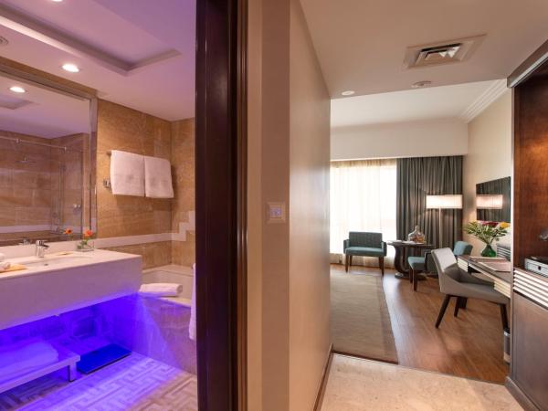 Stella Di Mare Dubai Marina Hotel : photo 8 de la chambre deluxe twin room marina view (free shuttle bus to the beach and marina mall)