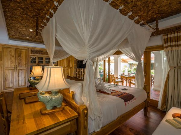 Santhiya Tree Koh Chang Resort : photo 6 de la chambre villa - accès piscine