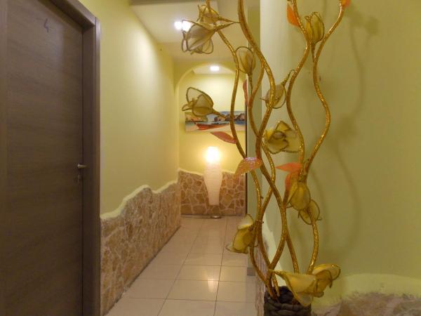 Hotel Midtown Milano : photo 5 de la chambre lit dans dortoir de 8 lits