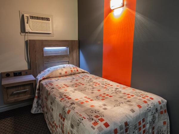 Hotel et Motel Le Chateauguay : photo 5 de la chambre chambre familiale