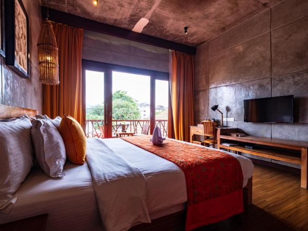 Ipoh Bali Hotel : photo 2 de la chambre superior double room with city view and bathtub