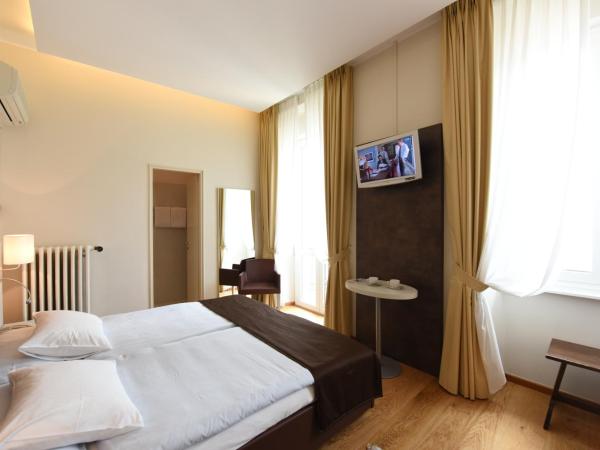 Hotel Walter Au Lac : photo 1 de la chambre chambre double exécutive avec balcon - vue sur lac