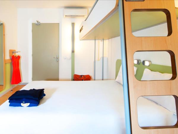 ibis Budget Caen Centre Gare : photo 5 de la chambre chambre triple