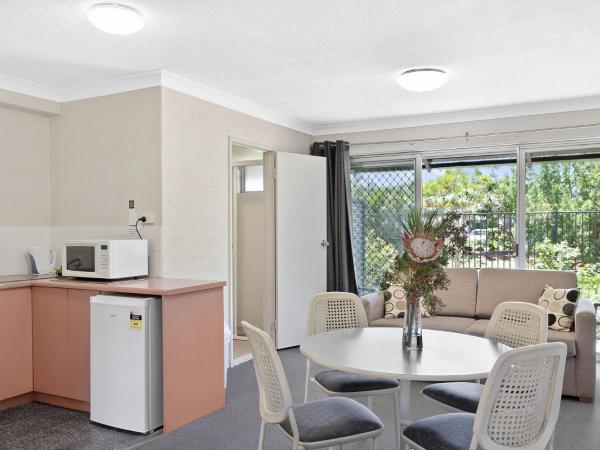 The Park Hotel Motel, Suffolk Park : photo 2 de la chambre chambre familiale