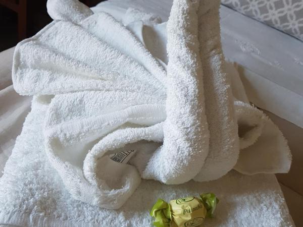 Il Casale dei Principi : photo 8 de la chambre chambre double ou lits jumeaux - vue sur jardin