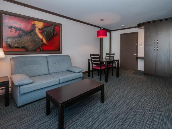 Hotel & Suites Monte-Cristo : photo 1 de la chambre suite lit king-size