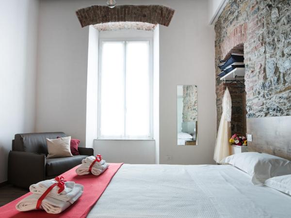 Affittacamere Superior del Golfo e delle 5 Terre : photo 2 de la chambre chambre double ou lits jumeaux supérieure avec vue sur ville