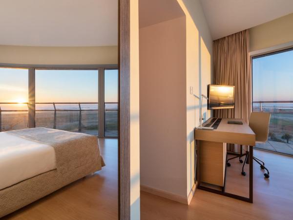 Eurostars Oasis Plaza : photo 9 de la chambre suite de luxe - vue sur bord de mer