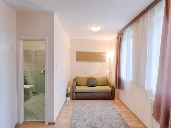 Triple M Hotel : photo 5 de la chambre petite chambre double ou lits jumeaux