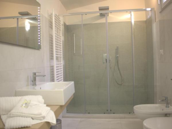 Pietre e Sassi : photo 6 de la chambre chambre double avec salle de bains privative