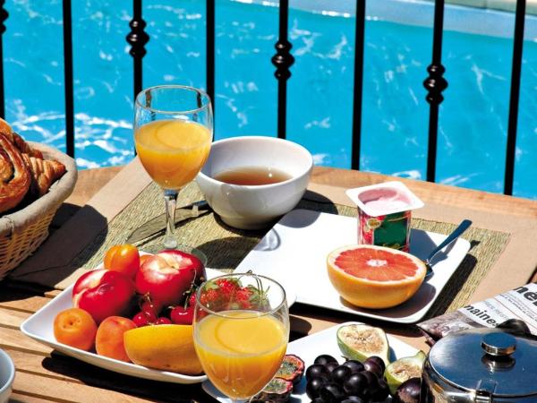 Lagrange Vacances Carré Beauchêne : photo 10 de la chambre villa avec piscine privée (8 adultes)