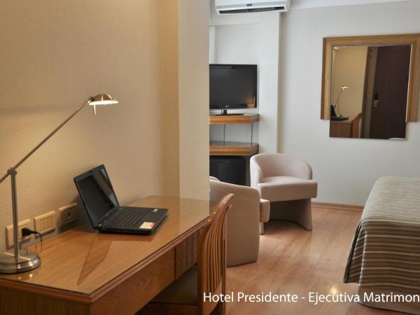 Hotel Solans Presidente : photo 9 de la chambre chambre exécutive lit queen-size