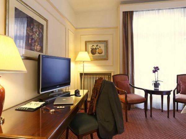 Hotel Le Plaza Brussels : photo 3 de la chambre chambre deluxe double ou lits jumeaux