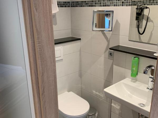 Gästehaus Alpinia : photo 3 de la chambre chambre simple deluxe