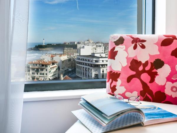 Mercure Prsident Biarritz Plage : photo 7 de la chambre chambre double privilge - vue sur ocan