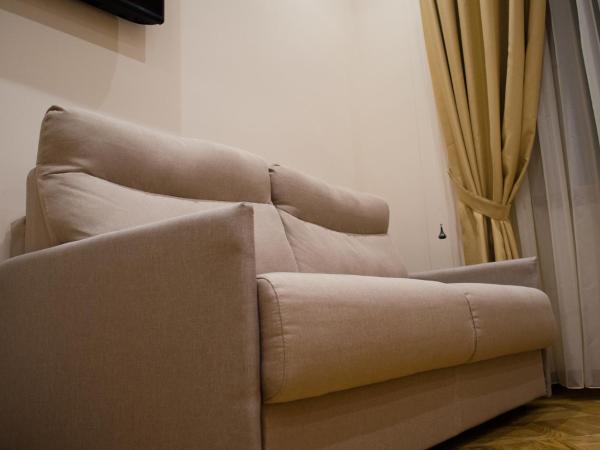 B&B Sosta Flegrea : photo 9 de la chambre studio (4 adultes)