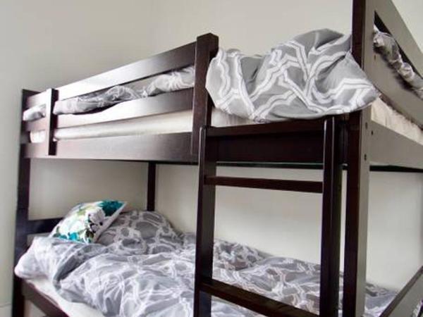 The Parkdale Hostellerie : photo 2 de la chambre lit dans dortoir pour femmes de 4 lits