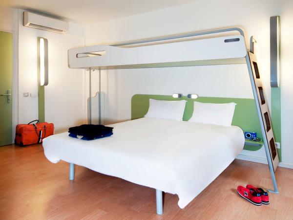 ibis budget Perpignan Centre : photo 9 de la chambre chambre triple