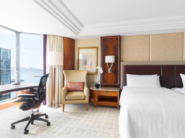 Kowloon Shangri-La, Hong Kong : photo 1 de la chambre chambre lits jumeaux horizon club avec avantages horizon club - vue latérale sur port