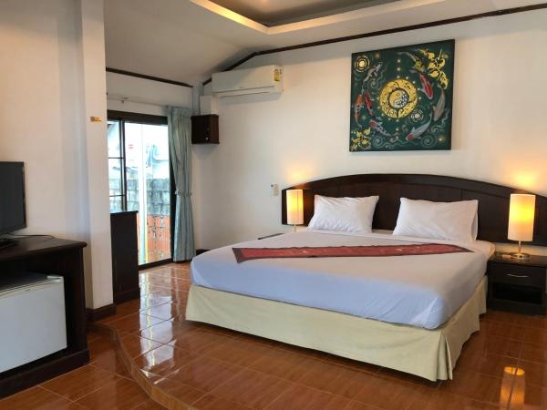 Noble House Beach Resort : photo 1 de la chambre bungalow deluxe - vue sur mer