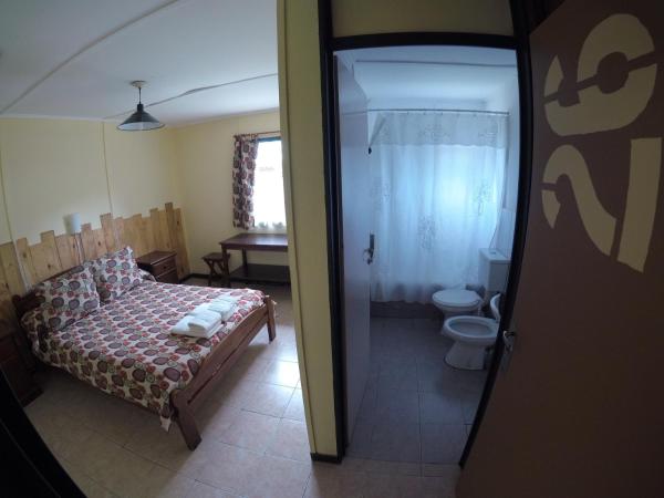 Hostel Los Pioneros : photo 3 de la chambre chambre double