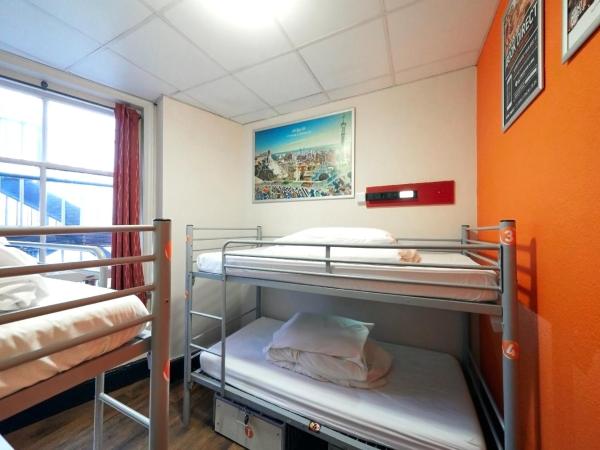 St Christopher's Hammersmith : photo 4 de la chambre lit dans dortoir mixte de 4 lits avec salle de bains commune séparée