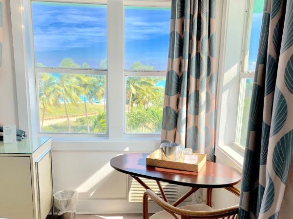 Broadmore Miami Beach : photo 4 de la chambre hébergement 1 lit king-size - côté océan