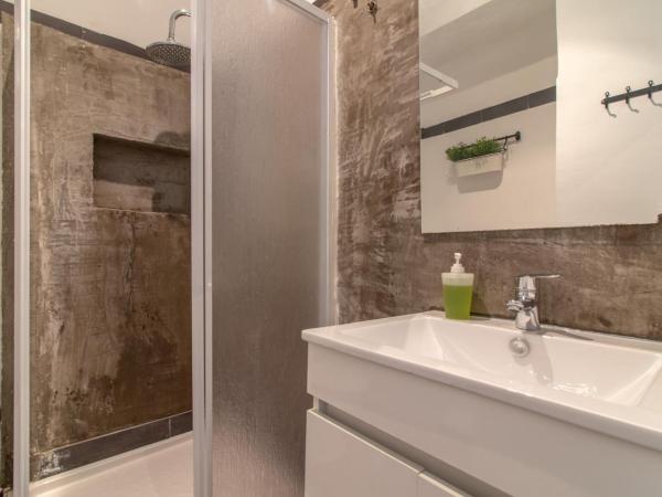 Party Zone : photo 5 de la chambre chambre double avec balcon