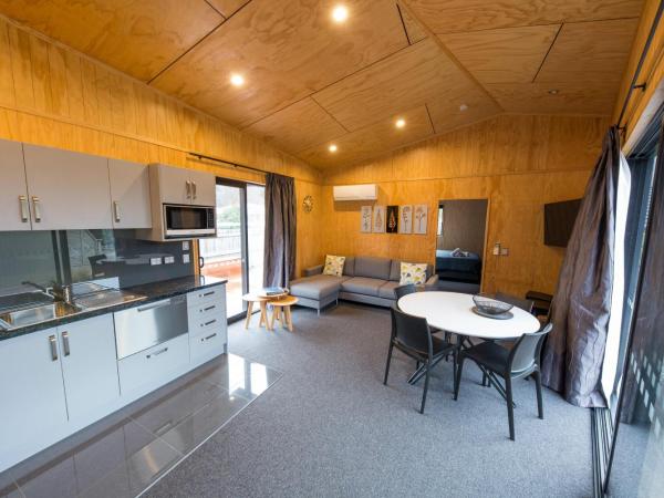 Apartments at Queenstown TOP 10 Holiday Park : photo 3 de la chambre appartement 2 chambres