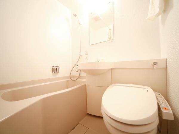 Vessel Inn Hiroshima Ekimae : photo 9 de la chambre chambre double avec petit lit double - fumeurs