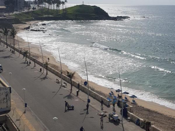 Farol Barra flat 412 : photo 4 de la chambre studio - vue sur océan