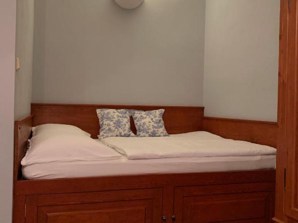 Pension Amadeus & Apartments : photo 10 de la chambre suite familiale (2 adultes + 2 enfants)