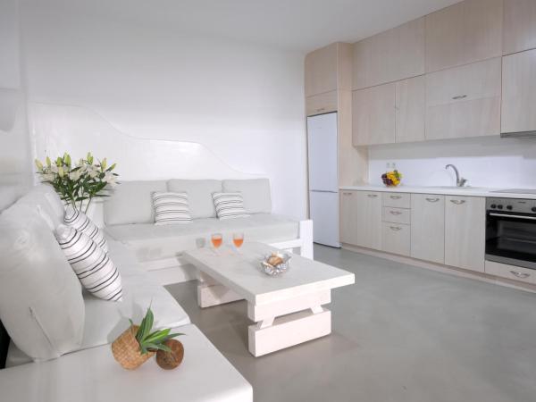 AC Village Christoulis : photo 8 de la chambre suite classique